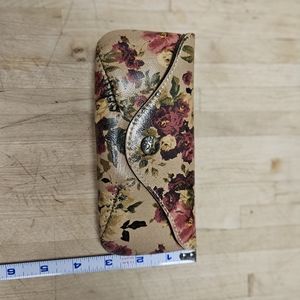Eye glass case